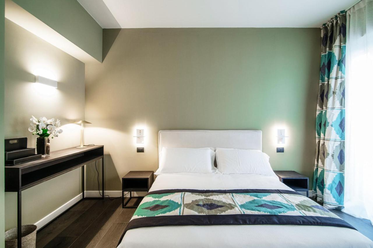 In Centro Luxury Rooms Como Exteriör bild